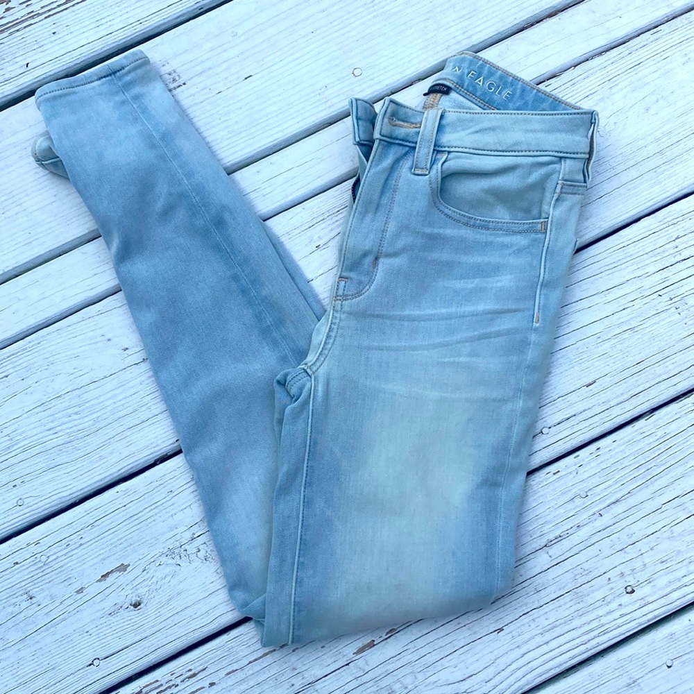 American eagle light wash skinny jeans